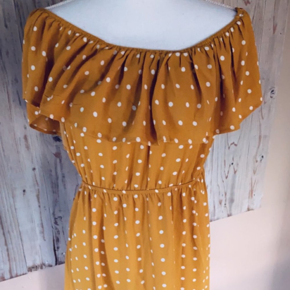NWOT Gold Polka Dot Forever 21 Ruffle Dress 3X